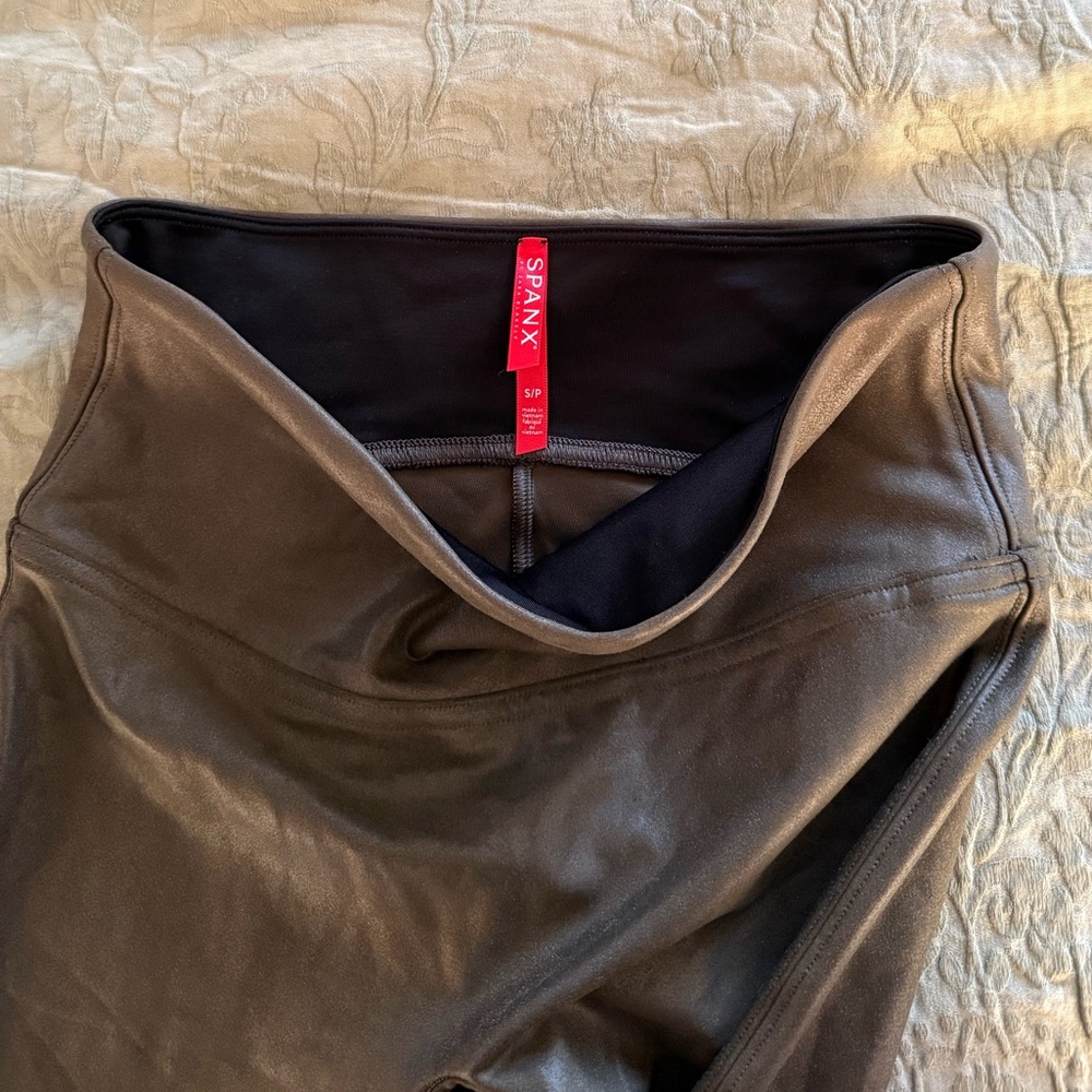 SPANX leather leggings size small - Picture 6 of 6